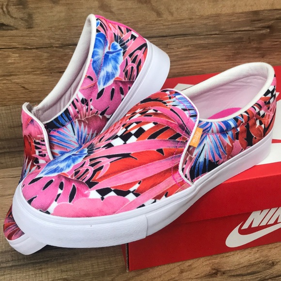 WMNS NIKE COURT ROYALE SLIP ON BRAND NEW - Picture 16 of 16